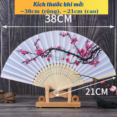 Quạt cầm tay cán tre hình hoa đào truyền thống 38x21cm- Quạt tay vải lụa cán tre- Quạt gấp họa tiết hoa mai phong cách Á Đông- Quạt trang trí thủ công vintage- Quạt tay cổ điển in hoa nghệ thuật
