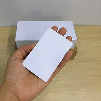 Hộp 250 thẻ nhựa trắng  PVC ( in nhiệt)