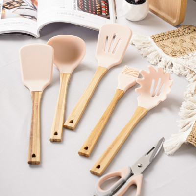 Xẻng silicone chiên xào