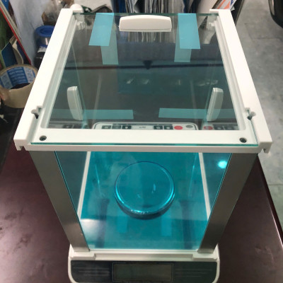 Cân Điện Tử HL 620g 0.001g