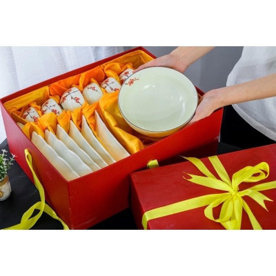 Bộ bát đĩa hoa mặt trời 15 món, men kem. Gốm sứ Bát Tràng.