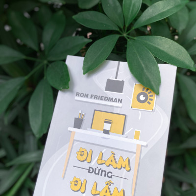 Sách - Đi làm đừng đi lầm