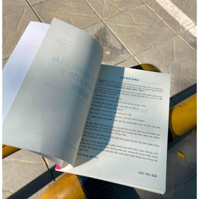 Rèn Kĩ Năng Giải Toán Lớp 8 Tập 2 - (Theo Chương Trình Giáo Dục Phổ Thông Mới) - Bản Quyền