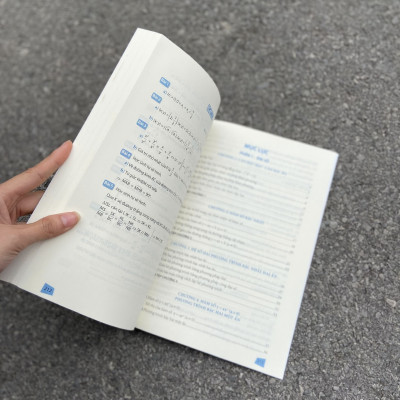 Combo Rèn Kĩ Năng Học Tốt Toán Lớp 9 (TB) + Tự Học Nâng Cao Kiến Thức Toán Lớp 9 (TB)