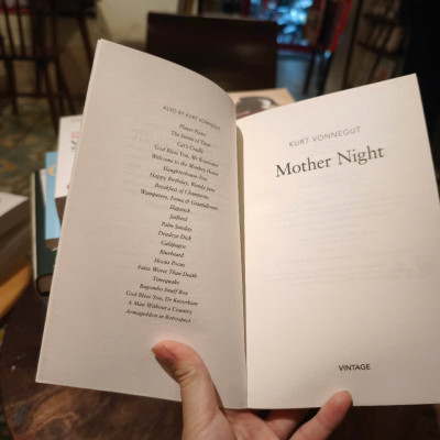 Sách - Mother Night by Kurt Vonnegut - Fiction / Classics in English
