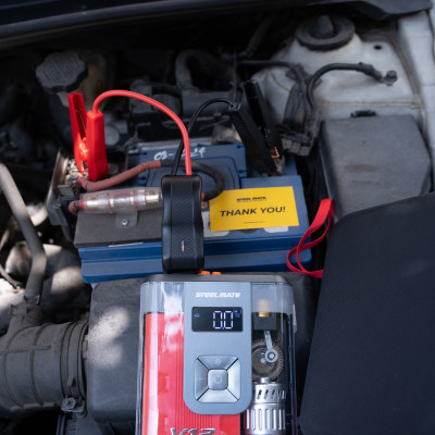 Bơm Lốp & Kích Bình Ô Tô STEELMATE V12SE – Hỗ Trợ Động Cơ Xăng 3.0L, Dầu 2.0L, Hiển Thị LCD, Tự Động Ngắt, Bảo Hành 2 Năm