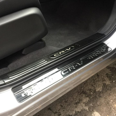 BỘ SẢN PHẨM Nẹp bước chân và ốp chống trầy cốp Honda CRV, CR-V 2018-2019 - Mẫu Titan