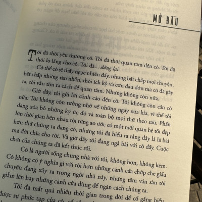 BÓNG TỐI GIỮA CHÚNG TA – John Marrs – Ly Ca dịch – Nhã Nam - NXB Văn Học