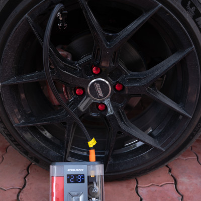 Bơm Lốp & Kích Bình Ô Tô STEELMATE V12SE – Hỗ Trợ Động Cơ Xăng 3.0L, Dầu 2.0L, Hiển Thị LCD, Tự Động Ngắt, Bảo Hành 2 Năm