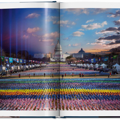 Artbook - Sách Tiếng Anh - Stephen Wilkes. Day to Night