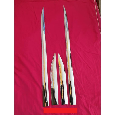 Ốp nẹp sườn, Nẹp hông xe Toyota Cross 2020 2021 2022 2023 Hàng inox đẹp, sáng bóng, vừa form xe