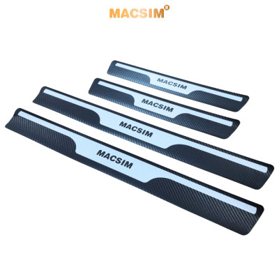 Miếng dán/ decal bảo vệ bậc cửa ô tô – Carbon loại dày – 4 miếng – Chống xước – Dán dễ – Size nhỏ/lớn tùy xe