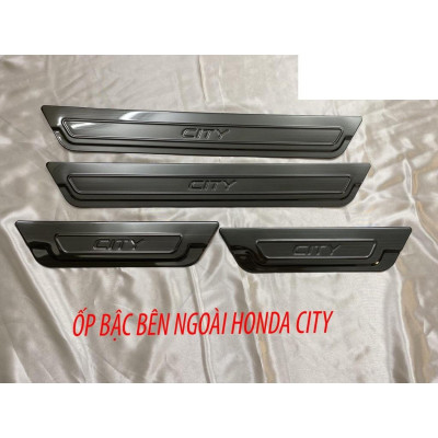 Ốp bậc cửa , nẹp bước chân Honda City 2021-2022 cao cấp -mẫu Titan 8 chi tiết