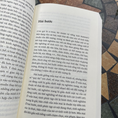 150 THUẬT NGỮ VĂN HỌC -  Lại Nguyên Ân biên soạn - NXB Kim Đồng