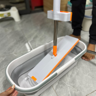 Chậu Gấp Gọn Tiện Lợi Giặt Cây Lau Nhà Chùi Kính Xô Đựng Nước Gấp Gọn Đa Năng Có Bánh Xe Dung Tích 12L