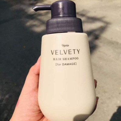 Dầu gội dành cho tóc hư tổn Naris Velvety Hair Shampoo (For Damage) 400ml