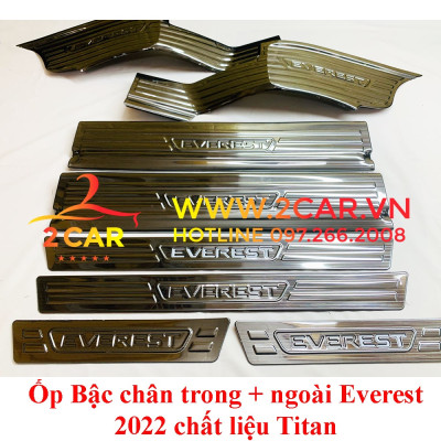 Ốp bậc cửa, nẹp bước chân trong, ngoài xe Ford Everest 2022 2023 chất liệu Titan cao cấp
