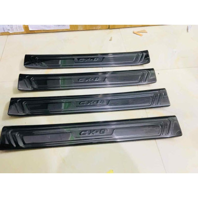 Ốp bậc trong ngoài dành cho xe mazda Cx8 2019 2020 mẫu titan