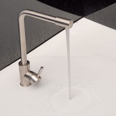 Vòi rửa chén nóng lạnh Inox SUS 304 nguyên khối đầu vòi xoay 360 độ Eurolife EL-KM10 (Trắng vàng)