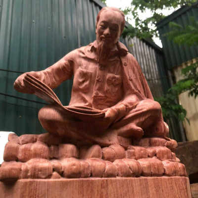 Tượng bác hồ gỗ hương đá kt 30×25×15cm 