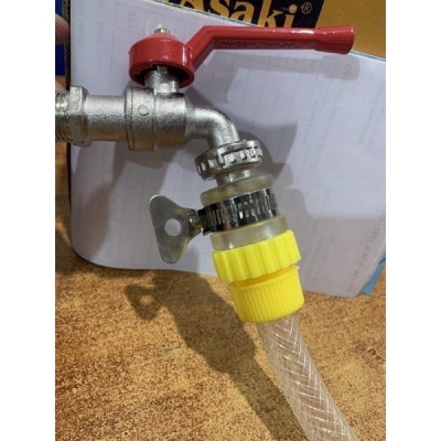 Đầu nối nhanh vòi gạt với ống mềm sẵn đai xiết. Đầu nối ống mềm máy rửa xe.