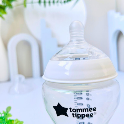 COMBO 2 Bình Sữa Ty Siêu Mềm Tự Nhiên Tommee Tippee Natural Start 150ml & 260ml