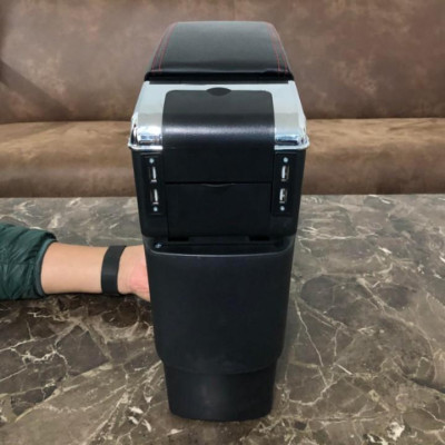 Hộp tỳ tay xe hơi cao cấp Kia Soluto và Kia Soul tích hợp 7 cổng USB - Mã: DUSB-SLT - 2 màu: Đen và Be