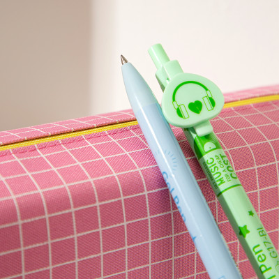 [Sơn Tùng M-TP Collection] Bút Bi Nước Mực Gel Bấm Ngòi 0.5 Nhanh Khô Siêu Mướt Nhiều Mực BST Limited Deli - Viết Bi Học Sinh Văn Phòng - EG17-BL