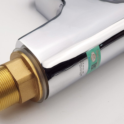 Vòi lavabo nóng lạnh Eurolife EL-4002 (Trắng bạc)