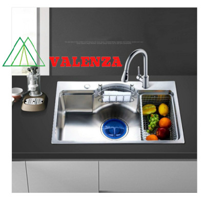 Chậu rửa bát inox304 bán nguyệt 5li chống xước 7546 Valenza, vòi rửa bát rút dây nóng lạnh 01, bộ xả 18cm, khay inox, rổ inox lỗ, bình rửa bát, rửa ly cốc