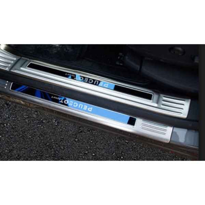Bộ Nẹp Bước Chân Trong Ngoài Bằng Inox Dành Cho Ô Tô Peugeot 3008 - 5008
