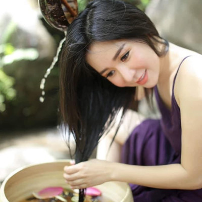 Combo Dầu Gội Thảo Mộc MẸ KEN 250ml & Tinh Dầu Bưởi Nguyên Chất MẸ KEN 100ml kích thích mọc tóc, ngăn ngừa gãy rụng, giảm nấm ngứa - Tặng kèm 1 khăn tắm