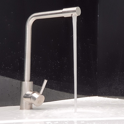 Vòi rửa chén nóng lạnh Inox SUS 304 nguyên khối đầu vòi xoay 360 độ Eurolife EL-KM10 (Trắng vàng)