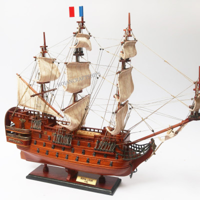Mô hình thuyền chiến cổ Royal Louis (62cm)