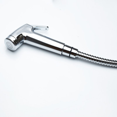 Vòi xịt Toilet đa năng mạ crom sáng bóng dây dài 1m2 Hiwin PJ-401 