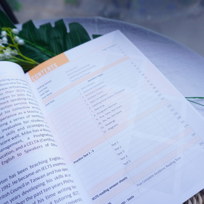 The Ultimate Guide To Academic Reading (Bộ Sách Ielts Mike) (Tặng Bookmark PL)