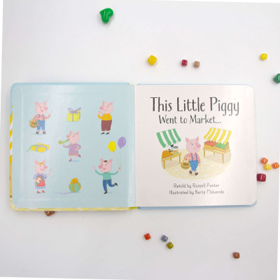 Little Board Books: This little piggy went to market - TRUYỆN TRANH TIẾNG ANH CHO BÉ