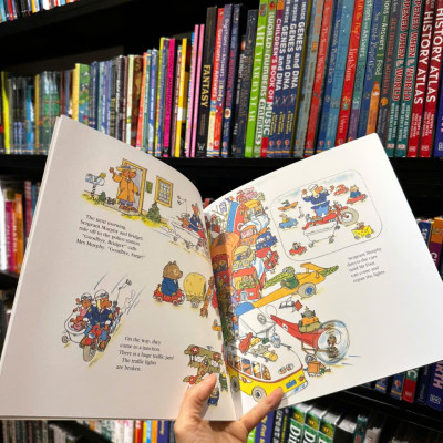 Sách - A Day at the Police Station by Richard Scarry