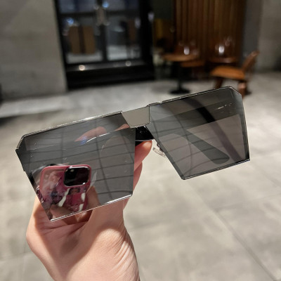 Kính râm Nam nữ Mắt vuông thời trang tương lai màu bạc