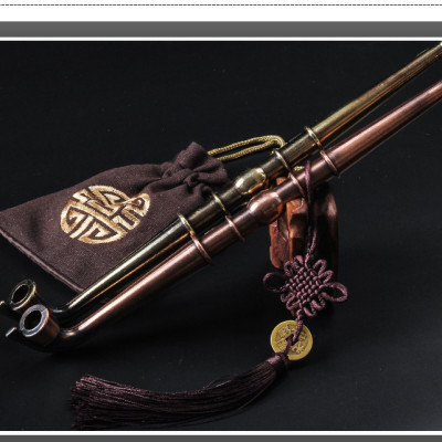 Tẩu thuốc hợp kim đồng cực đẹp phong cách cổ điển Trung Hoa kiểu dài ( màu ngẫu nhiên)
