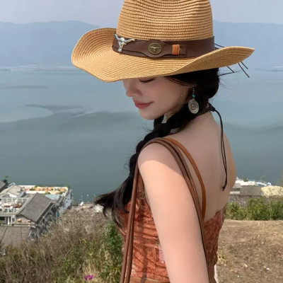 Nón mũ cói cao bồi phong cách Hàn Quốc dành cho cả nam và nữ. Thiết kế đẹp, màu trắng kem nâu nhạt nâu dậm. Kiểu dáng gập gọn tiện lợi.    * Sản phẩm mang phong cách Hàn Quốc Dona25060101