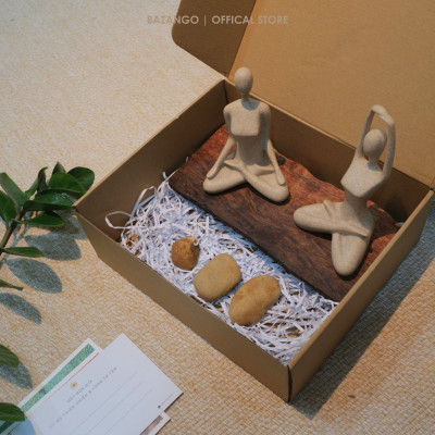 Bô Tượng Yoga kèm đế gỗ và bộ đá "Zen" tự nhiên - Bazango - Trang Trí Nhà