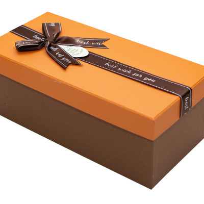 Hộp Quà Chữ Nhật Phượng Hoàng C222 - 28 x 13 x 11 cm - Giao mẫu ngẫu nhiên