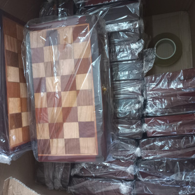 Bàn cờ vua gỗ hương kt mặt 35×36×3cm