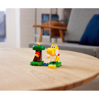 LEGO Super Mario: Cây ăn quả của Yoshi màu vàng (30509)