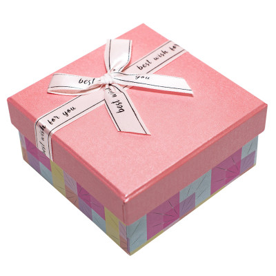 Hộp quà Vuông V016 - 10 x 10 x 5 cm - Giao mẫu ngẫu nhiên