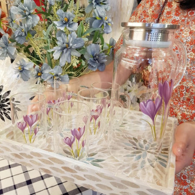 BỘ BÌNH ĐỰNG NƯỚC THỦY TINH CHỊU NHIỆT CAO CẤP HỌA TIẾT HOA 3D - VD68 ( 1 BÌNH + 6 CỐC)