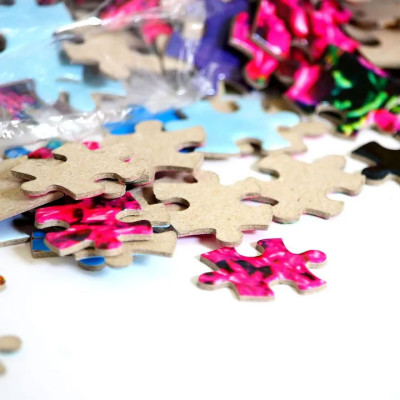 Tranh xếp hình Tia Sáng Nôbita - Thám hiểm mặt trăng (48 Mảnh Ghép) - Tặng kèm câu đố mặt sau cho bé