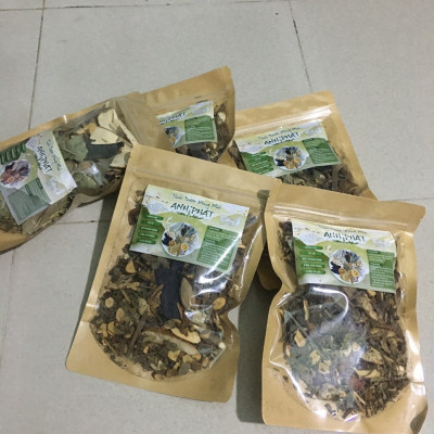 Bịch thảo mộc xông nhà ,  tẩy uế, thanh lọc, diệt khuẩn, xua đuổi con trùng , tạo hương thơm dịu nhẹ  ,cải thiện phong thủy, mang lại cảm giác an lành