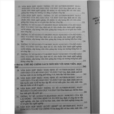 Sách Luật Giáo Dục - Chế Độ Chính sách Dành Cho Lãnh Đạo Trường Học, Giáo Viên, Học Sinh Sinh Viên - V2264D